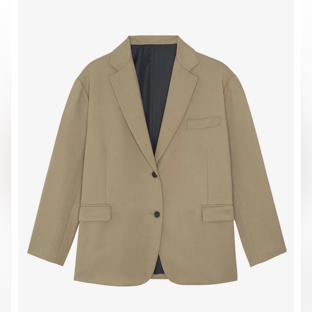 NWT The Frankie Shop Oversized Boyfriend Blazer -  in Desert Taupe in One Size